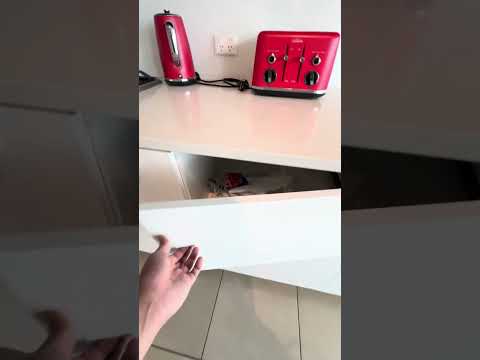 2102/27 little collins st