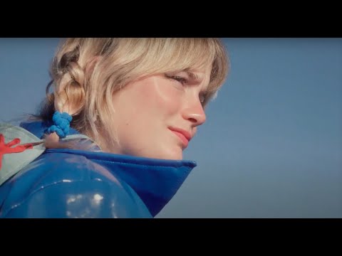 Katy J Pearson - Miracle (dir. Joe Lycett)