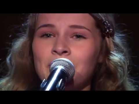 Vajen sings 'The Climb' by Miley Cyrus - The Voice Kids Holland - The Blind Auditions