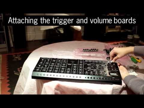 Korg MS-20M Kit + SQ-1 unboxing and assembly
