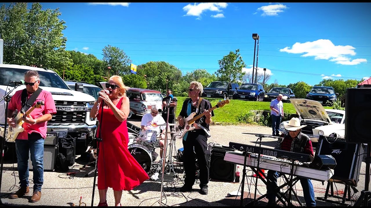 Promotional video thumbnail 1 for The Lucky Lizzy Band