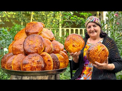 Karabakh Sweet Bread: Traditional Dessert of Azerbaijani Cuisine. Aromatic and Delicious!