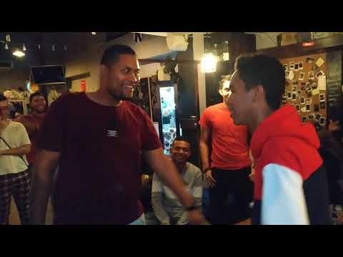 Charlie punto vs David - Cypher Machine