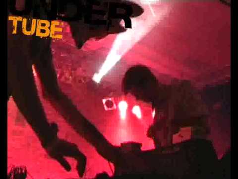 Undertube Festival-Cam: Ampl:tude (2/2) auf dem Jenseits von Millionen