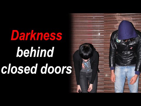 Crystal Castles Story