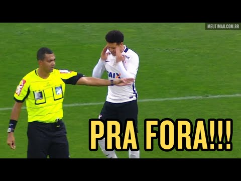 Fagner faz jogada incrível e deixa Marquinhos Gabriel na cara do gol