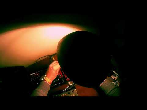 Access Virus A controlled by Korg Volca Bass via Midi out mod plus PO-33 sampler