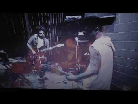 1983 - Todos contra você