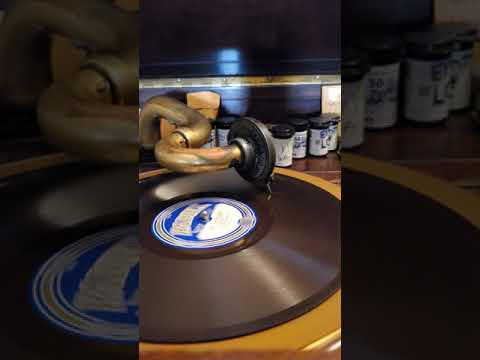 Strike up the Band - (vocal Irving Kaufman) Broadway Merrymakers  Radiex Records #1872 1930