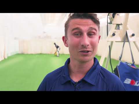 BOLA Professional Bowling Machine 2017