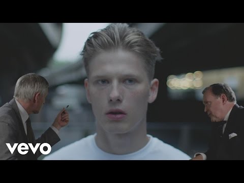 Nothing But Thieves - Trip Switch (Official Video)