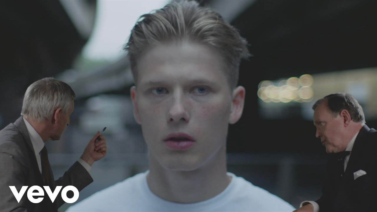 FIFA 16 Soundtrack - Trip Switch by Nothing But Thieves