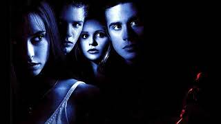 This Ain&#39;t the Summer of Love - L7 #l7  #iknowwhatyoudidlastsummer #sarahmichellrgellar