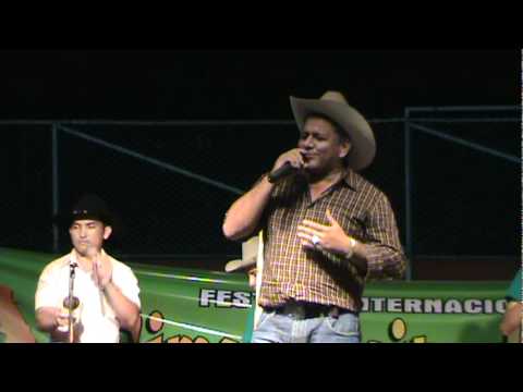 CARLOS RICO- HOMENAJE A LORGIO RODRIGUEZ - EL GAVILAN COPLERO.