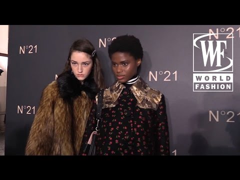 N°21 Fall/Winter 17-18 Milan Fashion Week