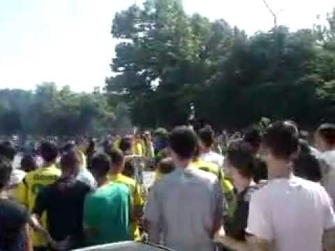 Tifozat Lushnjar Drejt Stadiumit ... Lushnja - Kukesi 12-05-2012