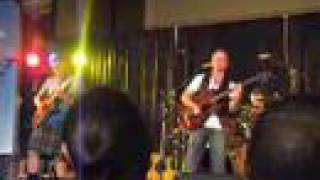 Beecake performing &quot;Rip It Up&quot;