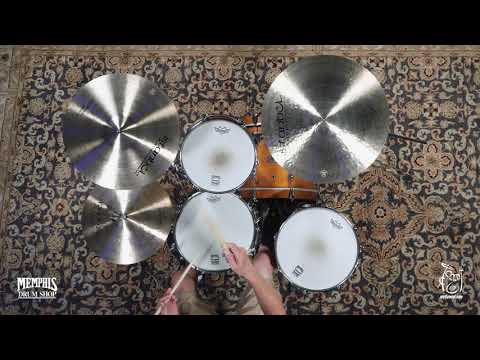 Istanbul Agop 15" Traditional Medium Hi-Hats - 1150/1372g (MH15-1070121H)