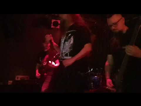 Intestinal Infection - Pampered With A Hammer  (live 2020, Into The Crypt, Bambi Galore Hamburg)