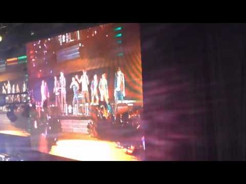 100904 SM Town Live LA - Super Girl (remix) - Super Junior (M) [+TALK]