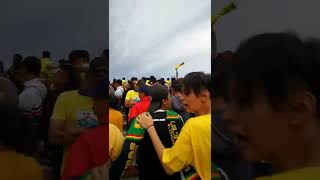 Download lagu suporter Gresik united kompak menyanyikan lagu Ale...Ale...Ale... mp3 Download lagu suporter Gresik united kompak menyanyikan lagu Ale...Ale...Ale... mp3