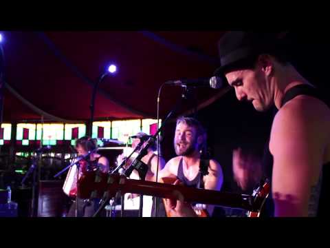 Les Trois Coups - Louison - Live au Magic Mirror (festival Roubaix l'accordéon)