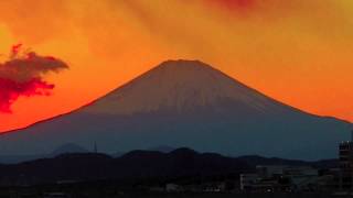 preview picture of video 'Mount Fuji TimeLapse from Chigasaki'