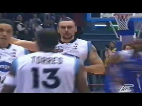 LBA AMARCORD - Oscar Torres 8/8 da 3 (Napoli 110 Cantù 105)