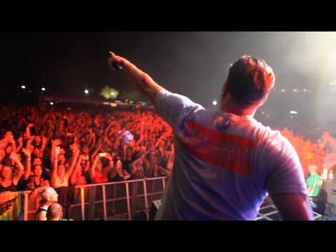 Slightly Stoopid Ft Dan Kelly of Fortunate Youth - If This World Were Mine (Live 8.14.16)