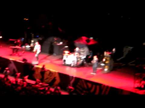 Elvis Blue - Things My Father Said (live in johannesburg)