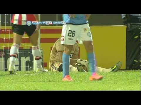 Atajada de Silva. Belgrano 0 - Estudiantes 0. Torneo Inicial 2012. Fecha 19. Fútbol Para Todos