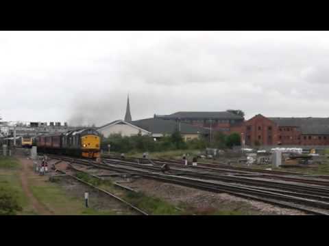 37606 and 37611 at Gloucester. 01.07.12