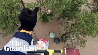 Family rescued by helicopter as Queensland flooding continues