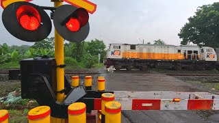 Random 7 Perlintasan Kereta Api | Berbagai Jenis Alarm