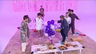 Download lagu Run BTS episode 98 mp3 Download lagu Run BTS episode 98 mp3