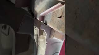 1990 Ford Bronco II XLT Sport Underbody