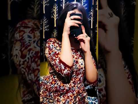 Hide Face Mirror Selfie 🥀| How To Pose🖤| #shorts #mirrorselfie #poses #forgirls #posing #selfie