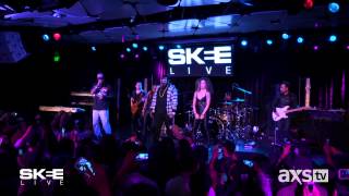 T-Pain Performs &quot;Up Down&quot; on SKEE Live