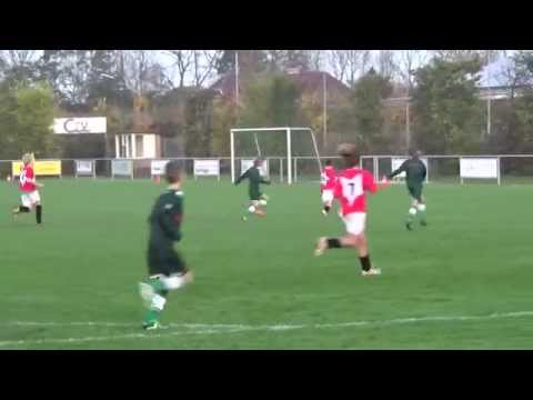 29-11-2014 ; VV Wemeldinge E3 - VV Luctor'88 E3, eerste helft