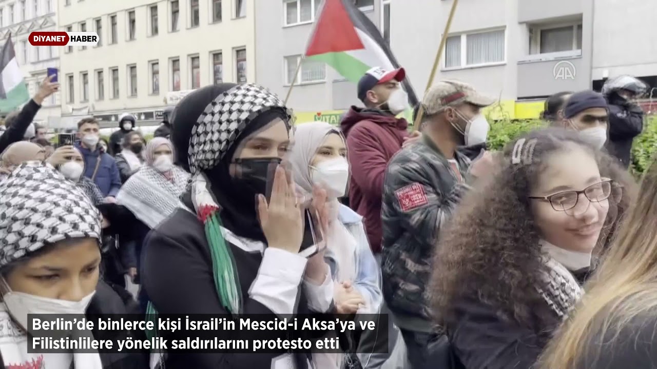 Berlin’de binlerce kişi İsrail’in Filistinlilere yönelik saldırılarını protesto etti