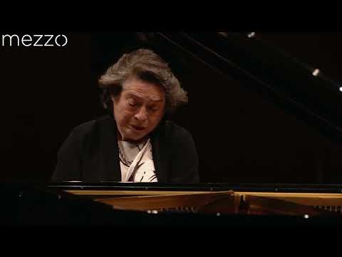 Schumann: Symphonic Etudes Op,.13 - Elisabeth Leonskaja