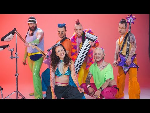 LOTL x BLÜMCHEN – THE LOOK – Behind The Scenes