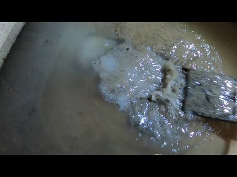 Kempinger 257.    Letzter Auftrag für die Woche.. Stinkender Küchenstrang drückt im Keller heraus.