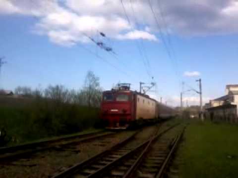 R5741 Suceava Cacica intra in statia Cacica Hm. tras de 40-0546-8