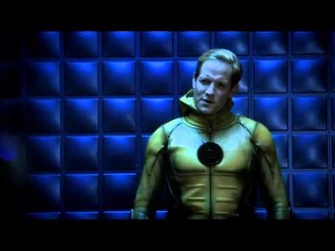 The Flash 2x11 The Flash sends The Reverse Flash back to the future