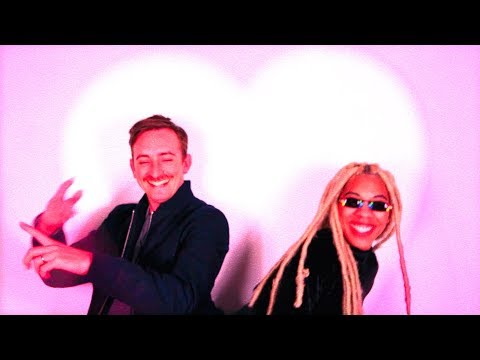 Sammy Bananas - Gitcha Gitcha feat. BOSCO & LaDonnis [OFFICIAL VIDEO]