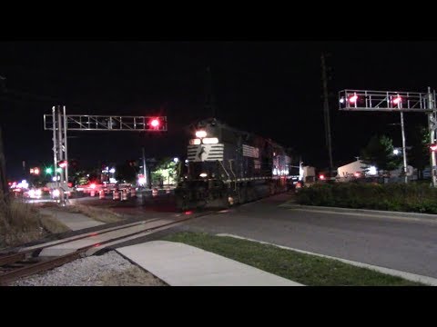 NS 5315 and NS 5213 (High Hood) at Sagamore Parkway in Lafayette, Indiana