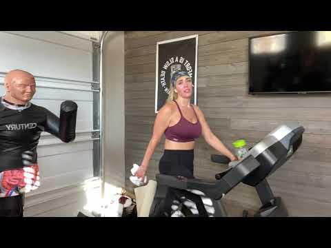 Easy Fat Burning Treadmill Workout In Under 30 Minutes - Christina Jordan - Fit Body Weight Loss