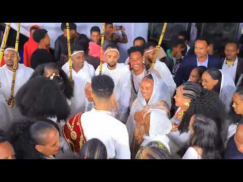 Adhanom Gereziher - Adey Nafike | ዓደይ ናፊቐ - ኣድሓኖም ገ/ሄር - New Tigray Tigrigna Music- Wedding scene
