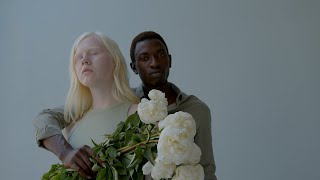 Amor Music Video